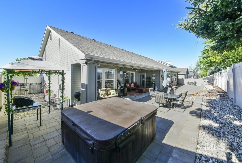 Beautiful single level home built by Riverwood Homes. This ADA - photo 46