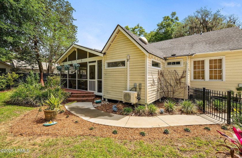 Discover a rare opportunity to own a beautiful 4 bedroom, 4 bath - photo 57