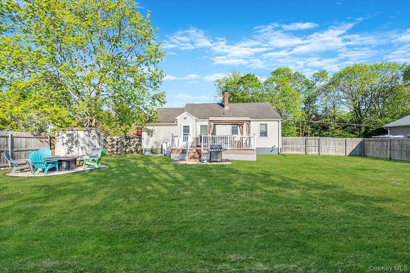 Check out this 3-bedroom ranch in East Patchogue. Home features - photo 13
