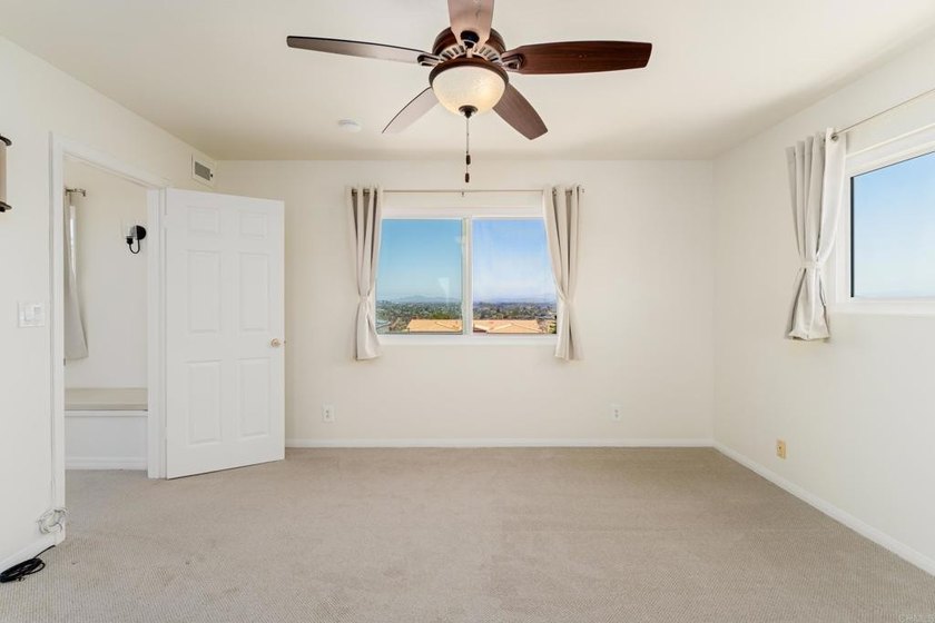 5736 Soledad Mountain Rd - photo 25