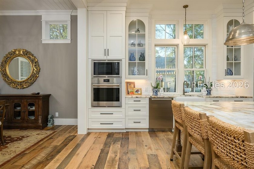 118 Cane Cutter Road is a four-bedroom, four-and-a-half-bathroom - photo 11