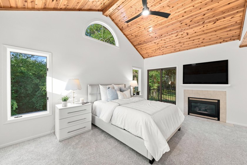 Escape to your own private retreat on 7.84 breathtaking wooded - photo 23