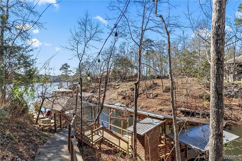 Welcome to lakeside living at its finest! This beautifully - photo 38