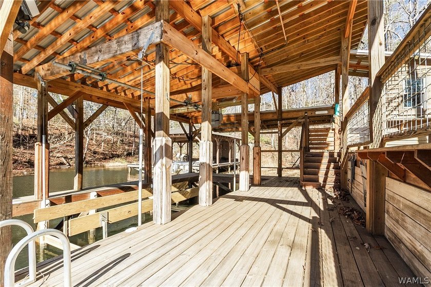 Welcome to lakeside living at its finest! This beautifully - photo 42