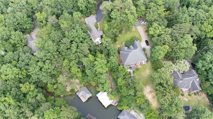Welcome to lakeside living at its finest! This beautifully - photo 46