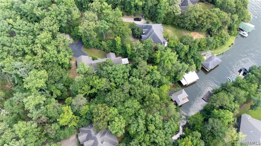 Welcome to lakeside living at its finest! This beautifully - photo 49