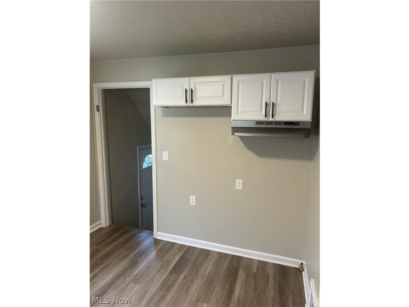 This Stunning Colonial 4 bedroom 1 full and 2 half baths, fenced - photo 13