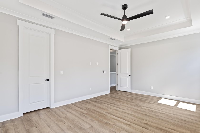 MOVE-IN READY &amp; $5K IN FLEX CASH!! You've got to see this one! - photo 17