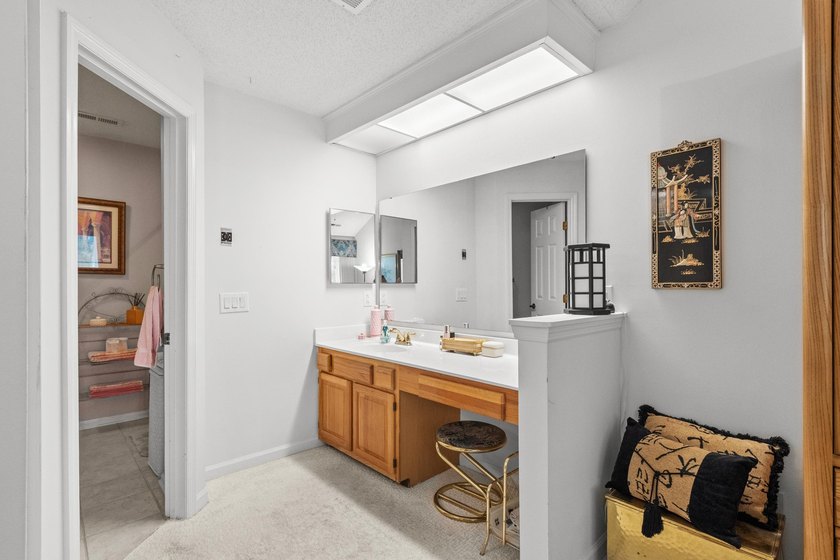 Welcome to this bright and inviting 2 bedroom, 2 bath - photo 24