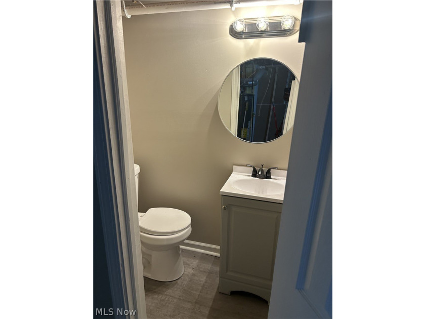 This Stunning Colonial 4 bedroom 1 full and 2 half baths, fenced - photo 26