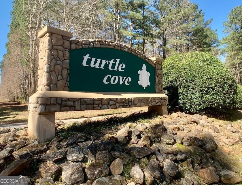 Lake Community Living at Its Best! Move-in ready 3-bedroom - photo 55