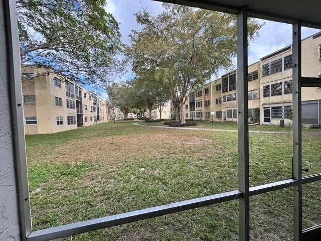 Price reduced for a quick sale! Beautifully maintained 1BR / 1 - photo 15