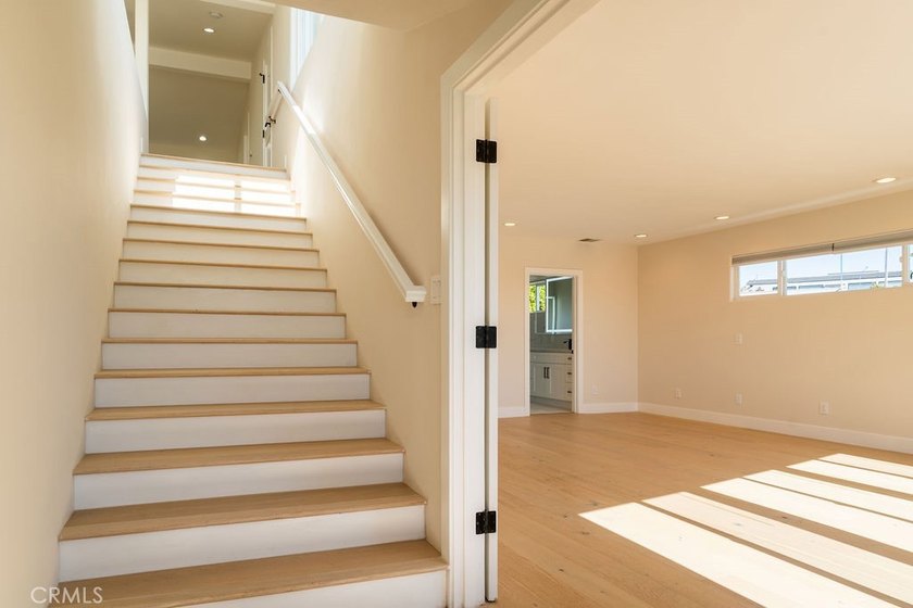 This newly renovated home with breathtaking 180-degree ocean - photo 43