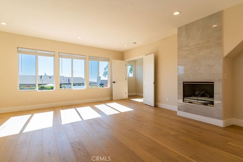This newly renovated home with breathtaking 180-degree ocean - photo 45