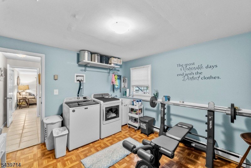 Welcome home to this beautifully maintained 4-bedroom bi-level - photo 29