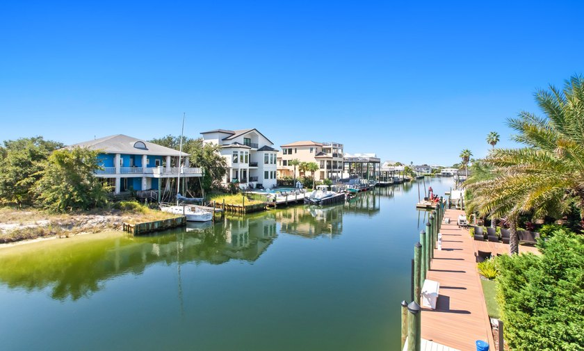 ***Under contract with a 72-hour kick-out clause*** Located in - photo 51