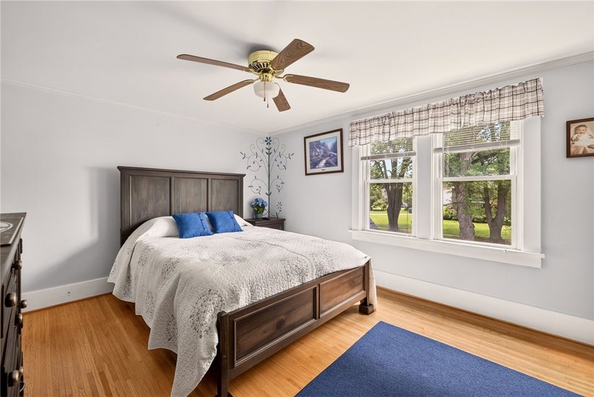Welcome to this lovingly maintained 3-bedroom, 1.5-bath home in - photo 16