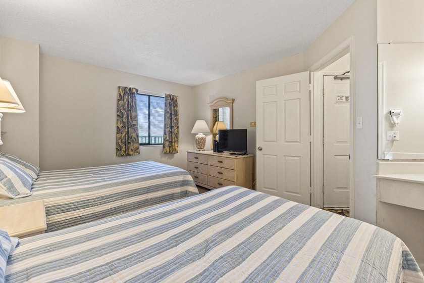 Experience coastal living from this furnished 11th-floor - photo 20