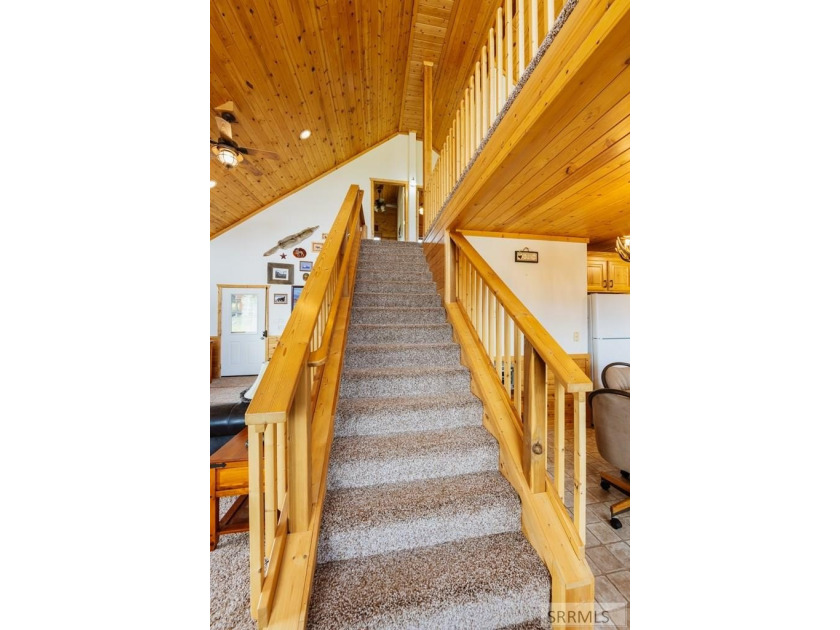 Come claim your private slice of heaven in the coveted Lakeview - photo 22