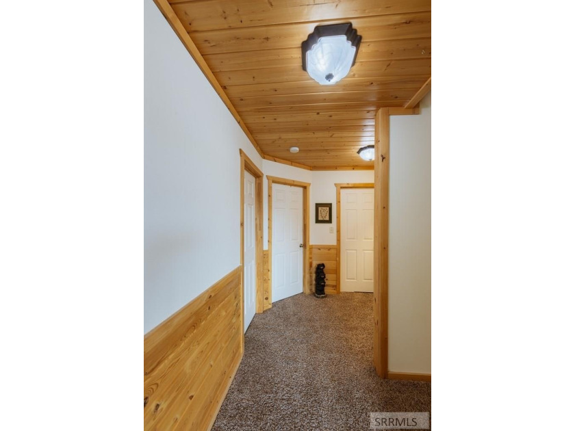 Come claim your private slice of heaven in the coveted Lakeview - photo 30
