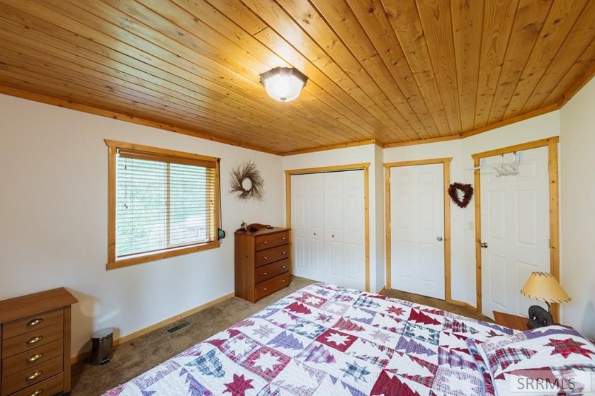 Come claim your private slice of heaven in the coveted Lakeview - photo 38