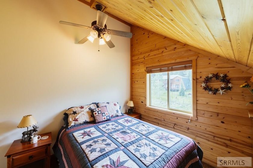 Come claim your private slice of heaven in the coveted Lakeview - photo 42