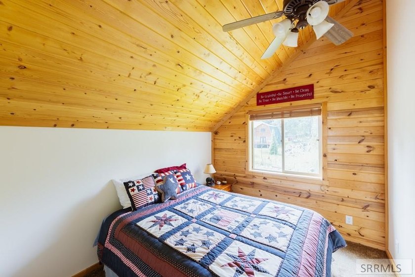 Come claim your private slice of heaven in the coveted Lakeview - photo 43