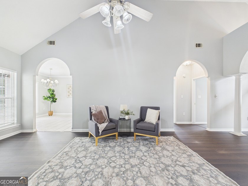 Welcome home to this beautiful 2-bedroom, 2-bath residence in - photo 12