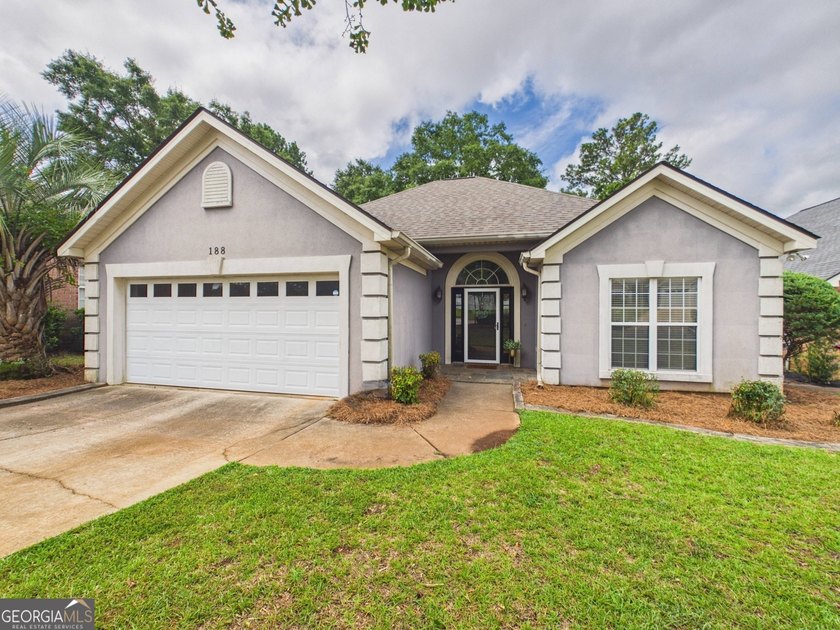 Welcome home to this beautiful 2-bedroom, 2-bath residence in - photo 38
