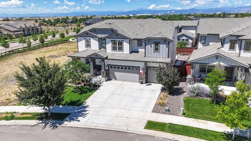 Luxurious 5,000+ square foot semi-custom home in the - photo 3