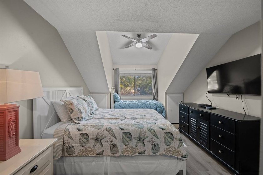 Please check out virtual tour. This property has a very healthy - photo 13