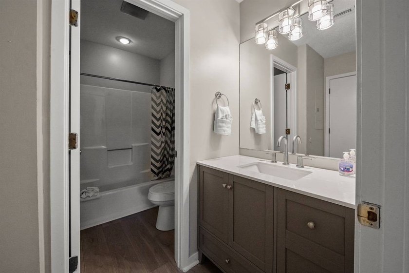 Please check out virtual tour. This property has a very healthy - photo 18