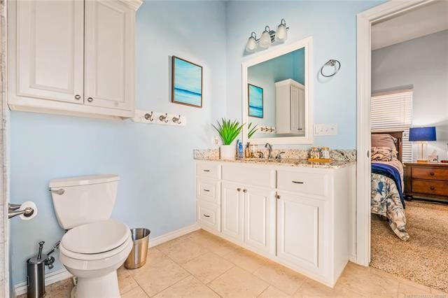 LAKEFRONT HOME + PRIVATE SANDY BEACH! Welcome to your dream - photo 19