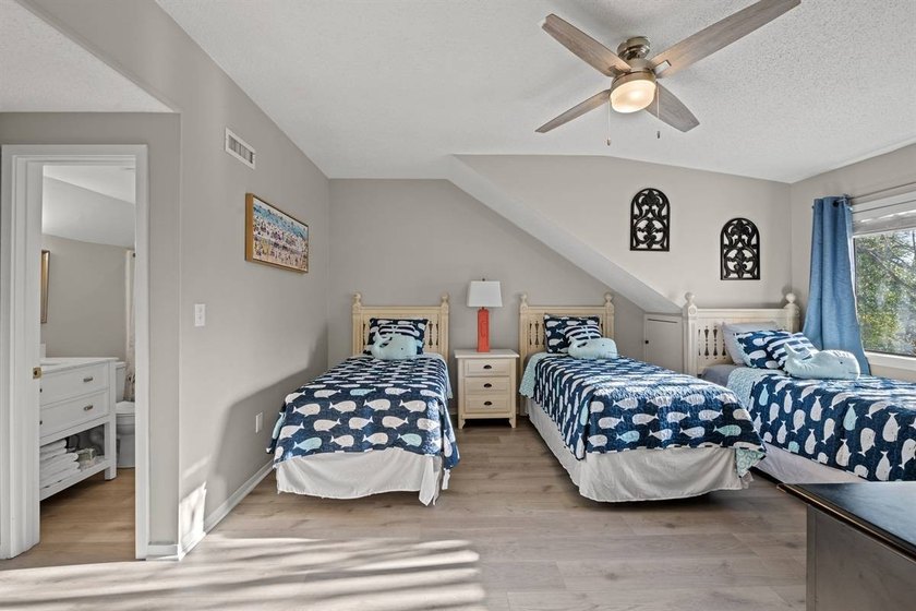 Please check out virtual tour. This property has a very healthy - photo 30