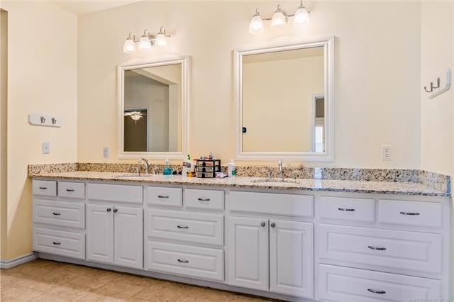 LAKEFRONT HOME + PRIVATE SANDY BEACH! Welcome to your dream - photo 44