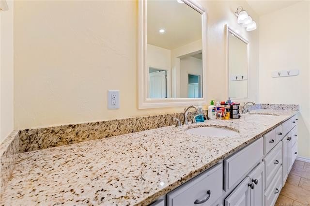 LAKEFRONT HOME + PRIVATE SANDY BEACH! Welcome to your dream - photo 45