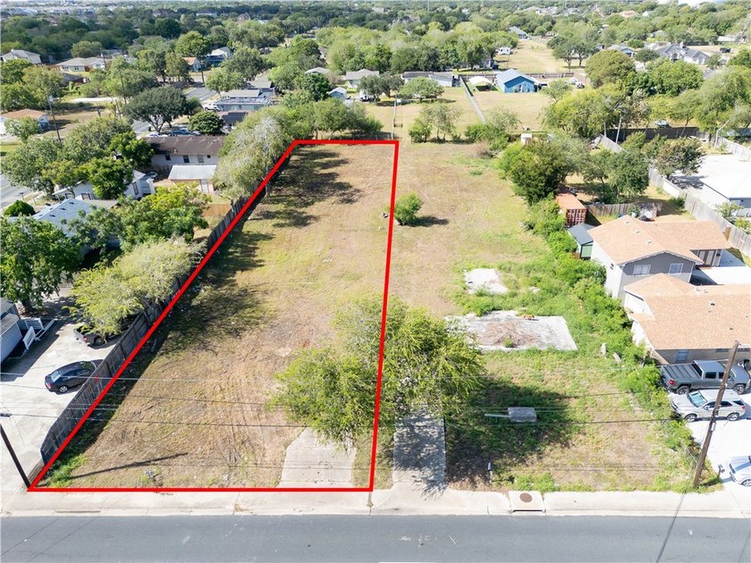 Don't miss this opportunity! This 66'X300* .45-acre lot, zoned - photo 3