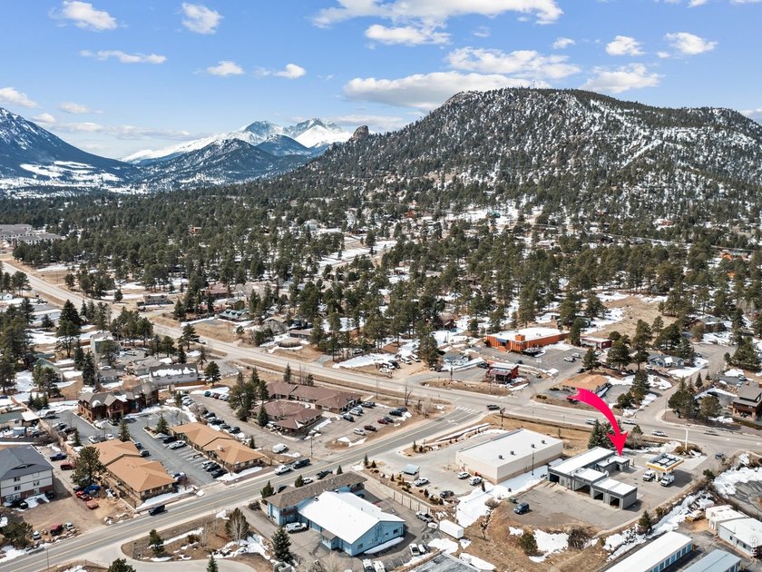 Premiere Shell Fuel Station and Car Wash in Estes Park - photo 4