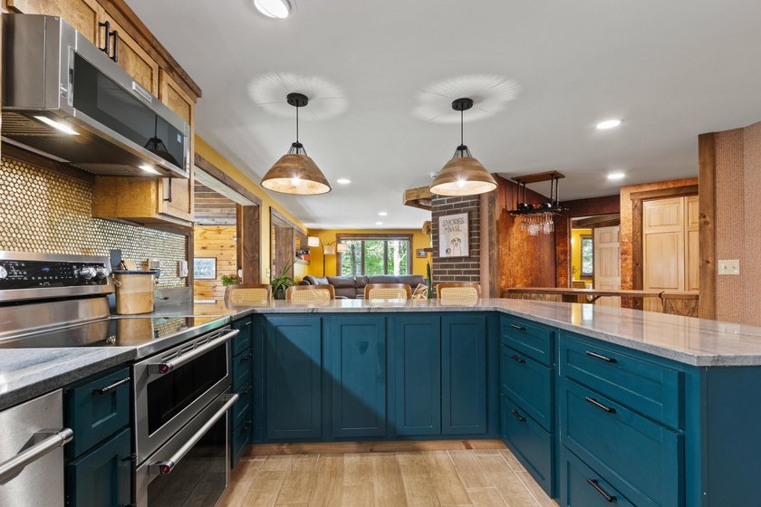 Luxury, Serenity, and Versatility Near Highland Lake Immerse - photo 7
