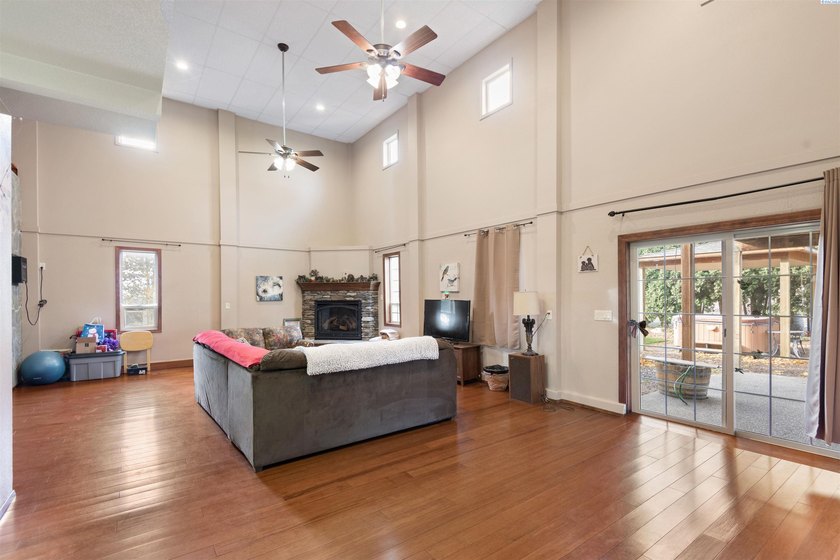 MLS# 276423 Motivated Seller! This is a MUST SEE property. Fall - photo 41