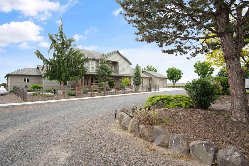 MLS# 276423 Motivated Seller! This is a MUST SEE property. Fall - photo 48