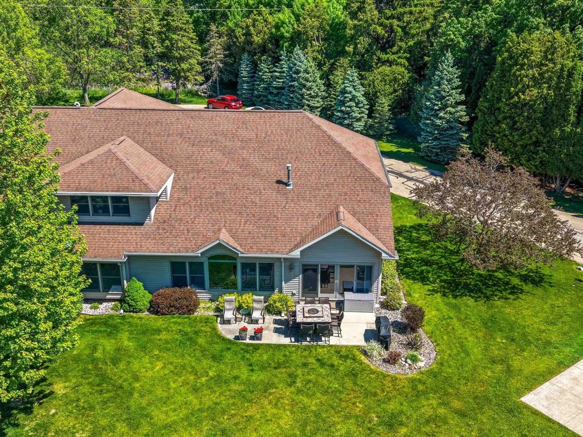 Condo MLS 50326421. Condo living at its best! Experience - photo 13