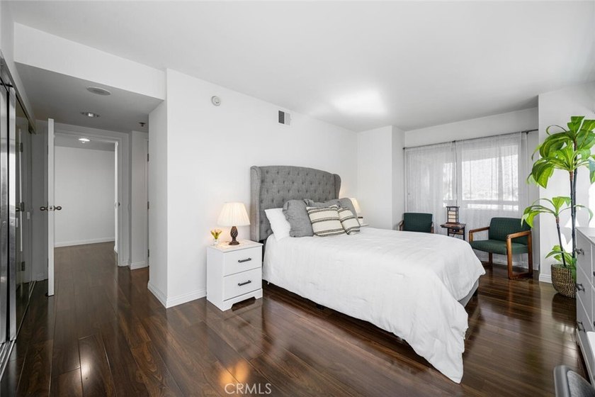 It's not too often that a downtown condo offers the satiating - photo 14