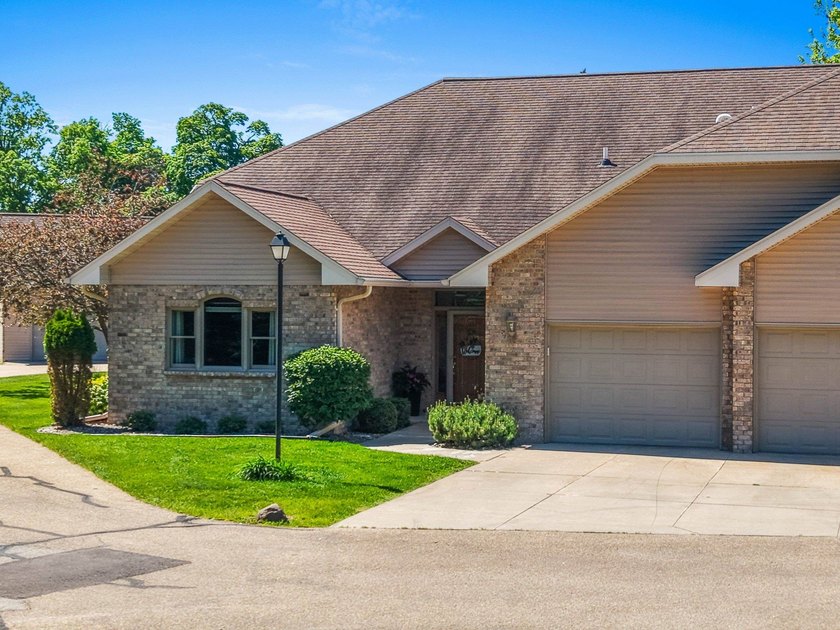 Condo MLS 50326421. Condo living at its best! Experience - photo 14
