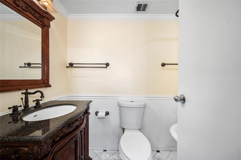 It's not too often that a downtown condo offers the satiating - photo 18