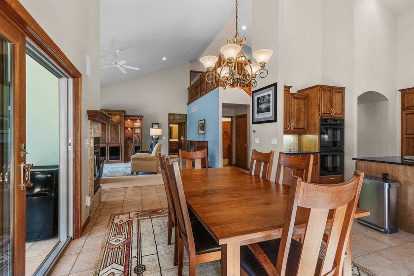 Condo MLS 50326421. Condo living at its best! Experience - photo 27