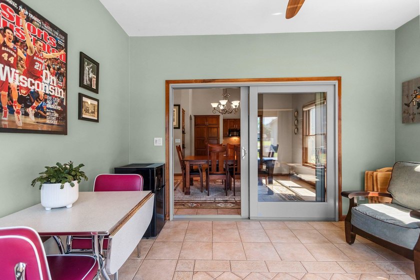 Condo MLS 50326421. Condo living at its best! Experience - photo 29