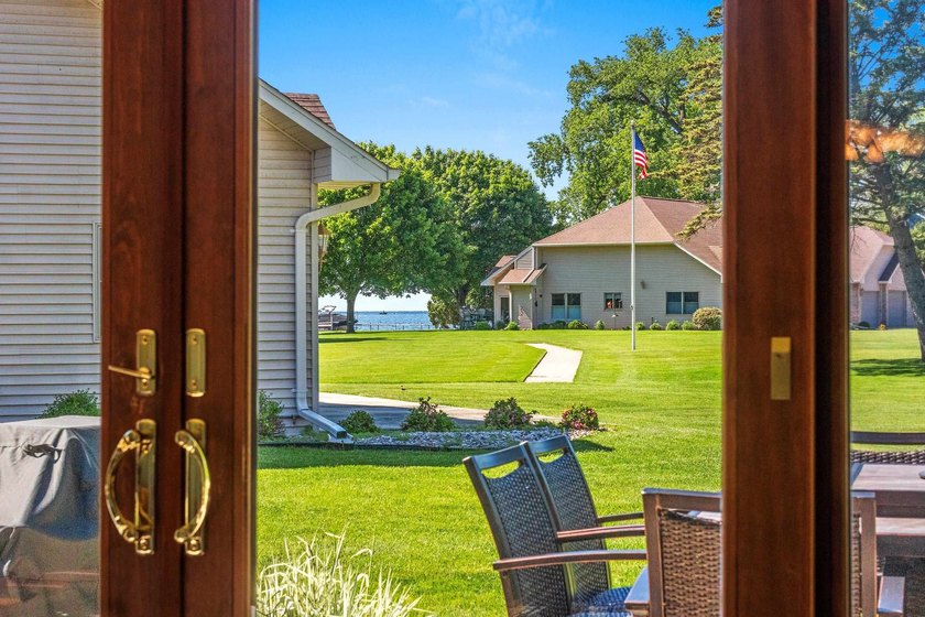 Condo MLS 50326421. Condo living at its best! Experience - photo 30