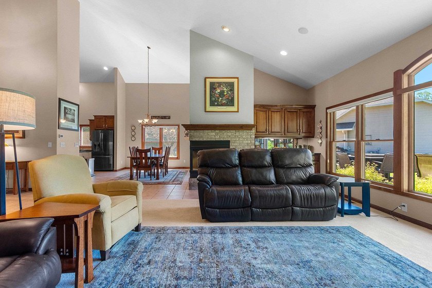 Condo MLS 50326421. Condo living at its best! Experience - photo 35