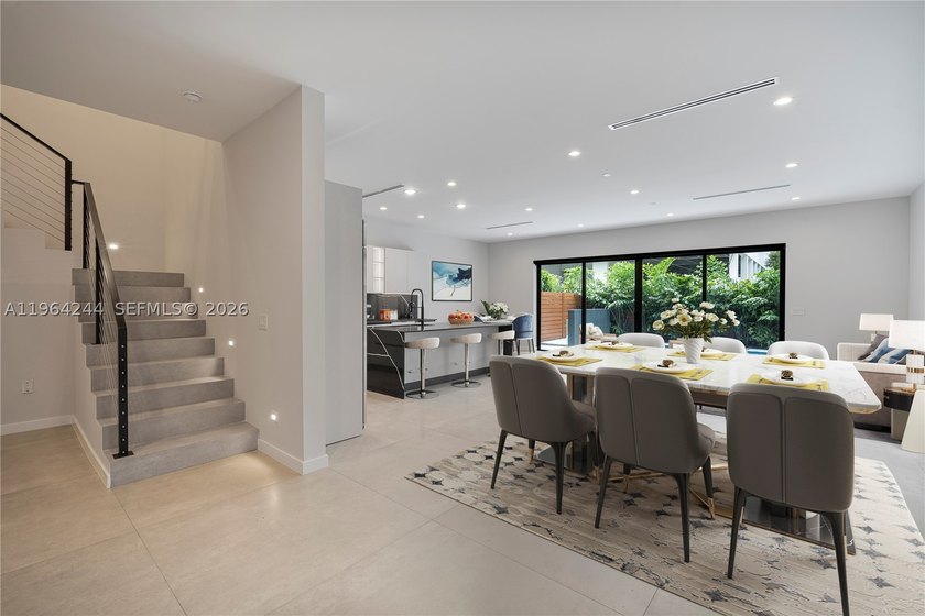 Discover this one-of-a-kind 5-bedroom, 5.5-bath modern townhome - photo 3